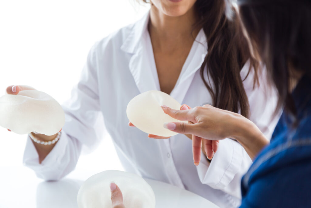 Medicaroute-breastaugmentation.jpg