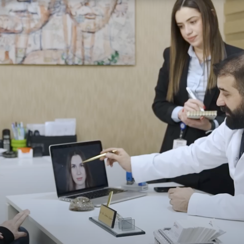 doctor-with-patient-medient-ent-hospital