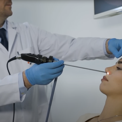 nose-examination-doctor-medient-ent-hospital