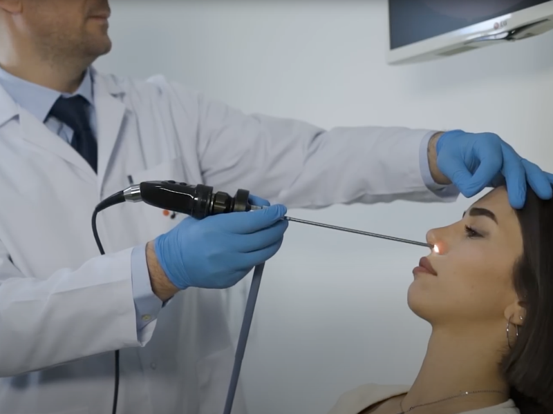 nose-examination-doctor-medient-ent-hospital