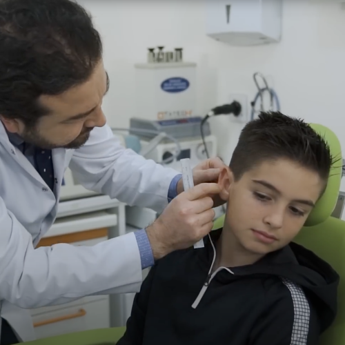 child-ear-treatment-medient-ent-hospital