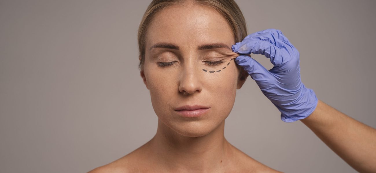 Medicaroute Blepharoplasty