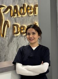 ezgi-antalyali-dentist